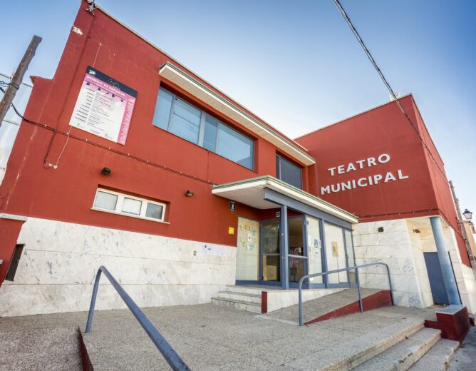 El XVII Mes del Teatro en Renedo de Esgueva: Una Tradición Viva